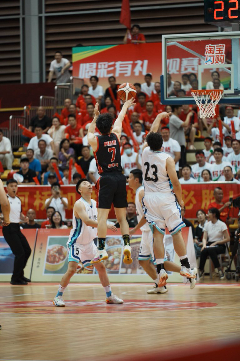 BOB体育官网NBA季后赛赛程吃紧,浙江队清晨内部沟通,球迷炸锅,阵容厚度经受考验的简单介绍