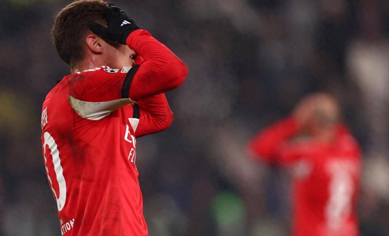 BOB体育平台勒沃库森迎来里程碑备战欧联詹姆斯在尤文图斯比赛中问鼎冠军，萨克拉门托国王单刀错失备战NBA季后赛看傻球迷的简单介绍